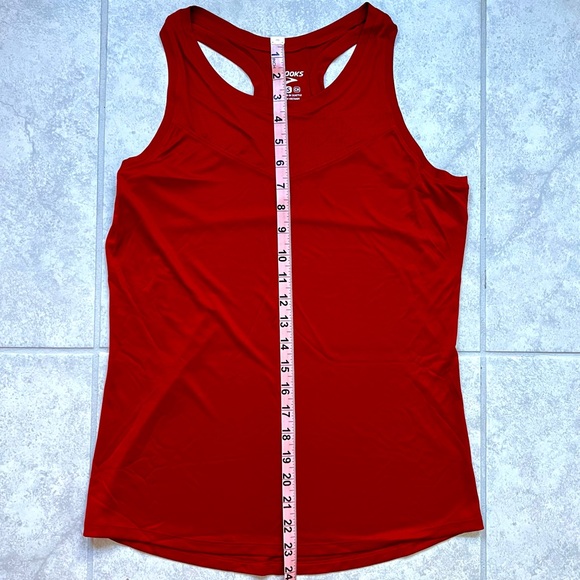 NWOT Brooks Women’s Running Tank - Picture 7 of 7